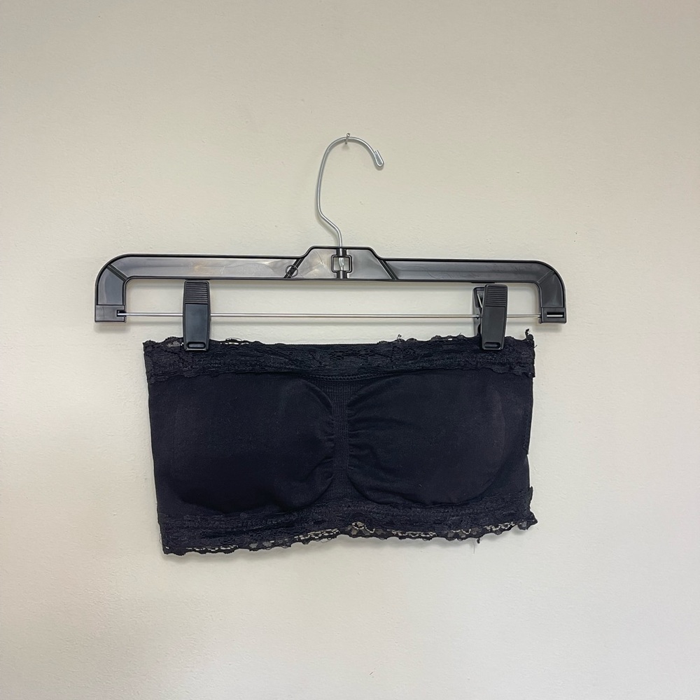 Black Lace-Trim Strapless Bandeau Bra